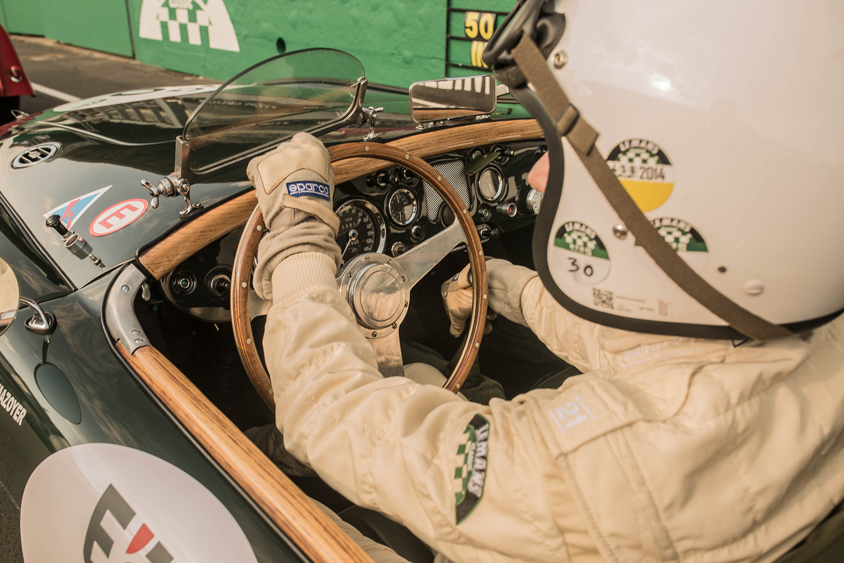 le mans classic carlie thelwell